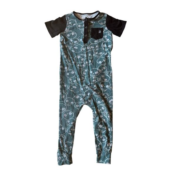 Rags to Riches Skull Romper Unisex Size 5/6 - Picture 1 of 4
